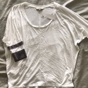 Express Relaxed 3/4 sleeve Top